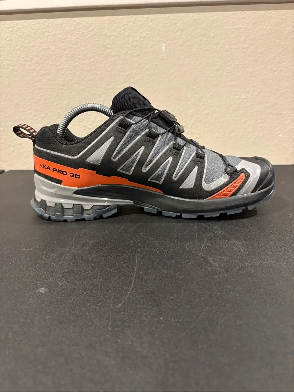 Salomon XA PRO 3D V9 GTX GORE-TEX  Trail Hiking Shoes Men’s Sz 8 Fast Shipping